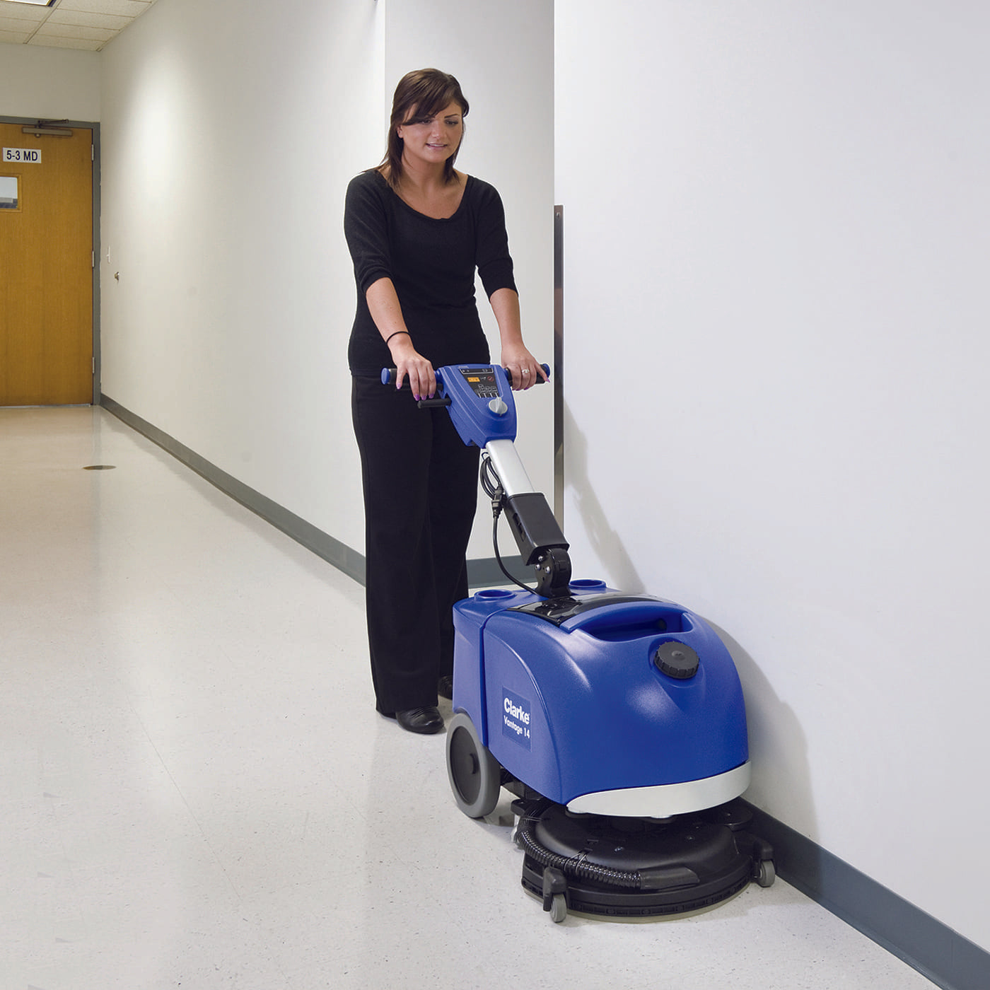 Clarke® Vantage 14 Battery Operated Micro Scrubber Dryer