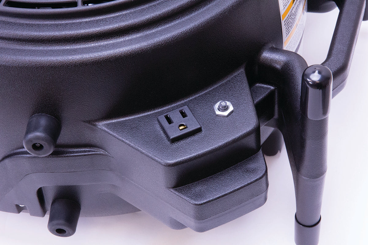 Tornado® Windshear Storm Air Mover, Deluxe Version (#98780) - Power plug that can be used to extend the network and build a Daisy-Chain set.