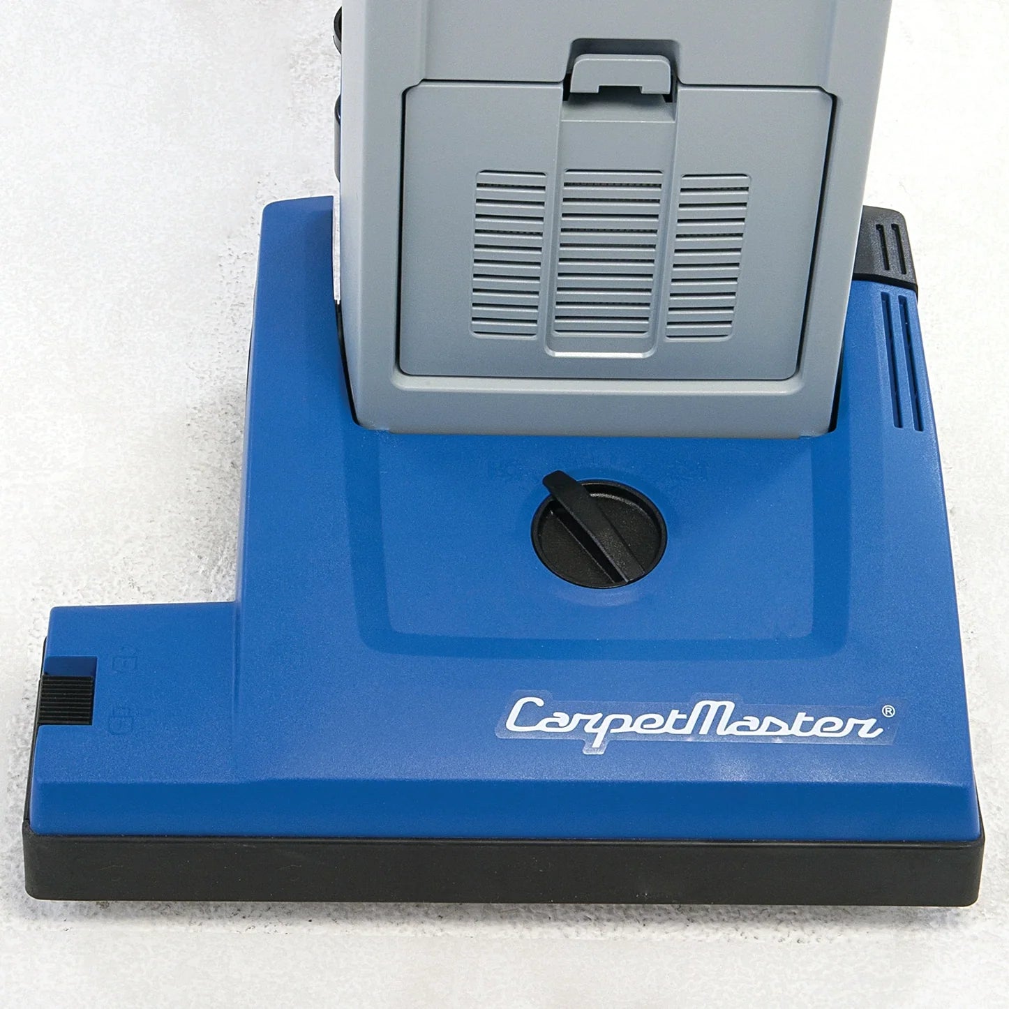 Brush height adjustment knob on the base of the Clarke CarpetMaster 115