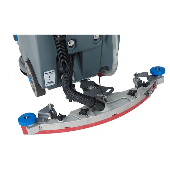 Close-up of the ICE i18C curved 30-inch squeegee with red blades, blue bumper wheels and the vacuum hose