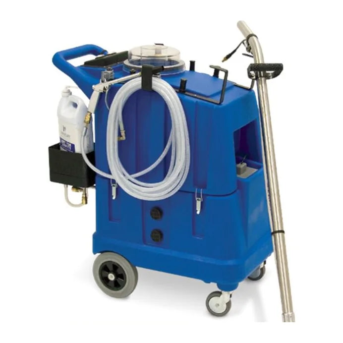 NaceCare TP 18SX box extractor from the front left, with the Smart Kit chemical jug and wand