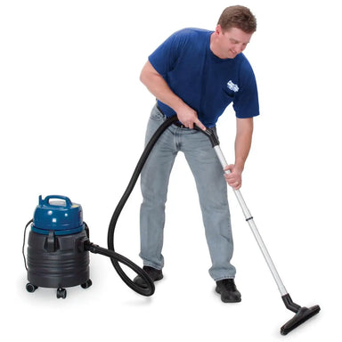 Powr-Flite® 5 Gallon Wet/Dry Vacuum In Use View